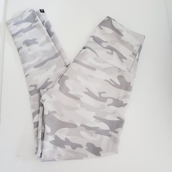 ONZIE Camo High Rise Leggings - Picture 7 of 7